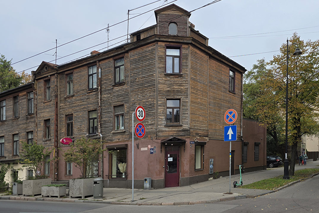 Pirms atjaunošanas
